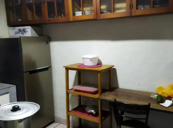 Hotel Maria*s Backpackers *